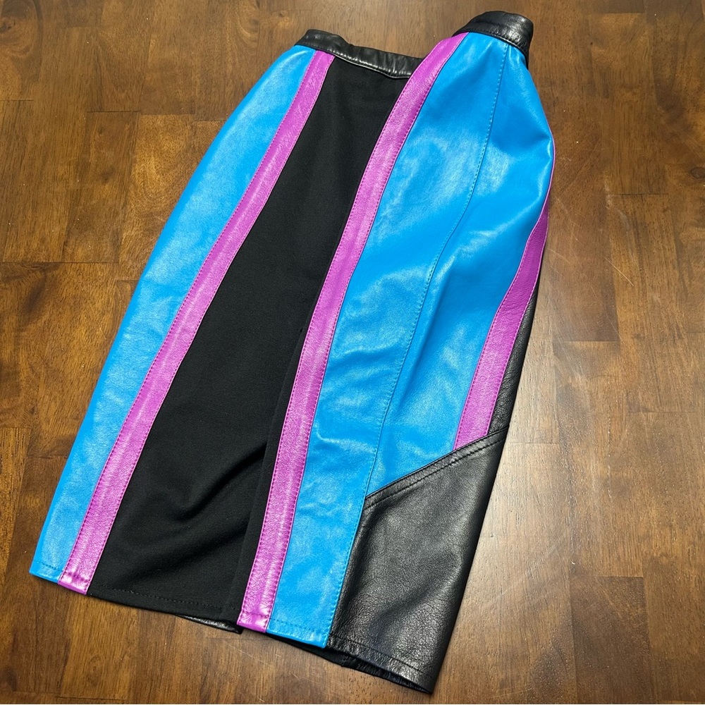 NWT ARTICA-ARBOX Blue and Purple Colorblock Leather Bike Shorts Size 0 - Picture 10 of 15